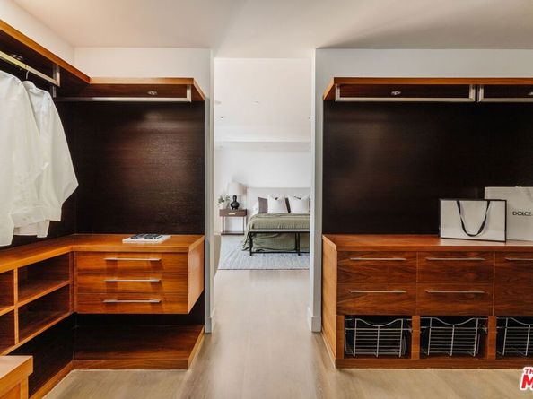 721 Adelaide Place, Santa Monica CA 90402