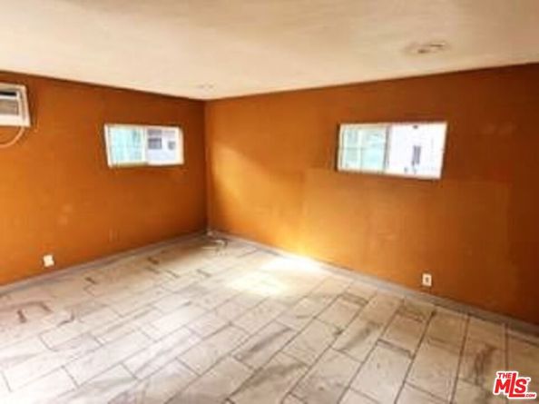 1150 E 80th Street, Los Angeles CA 90001