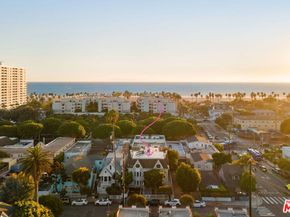 2622 2nd Street 2, Santa Monica CA 90405