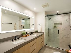 2622 2nd Street 2, Santa Monica CA 90405