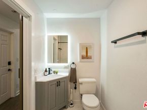 2622 2nd Street 2, Santa Monica CA 90405