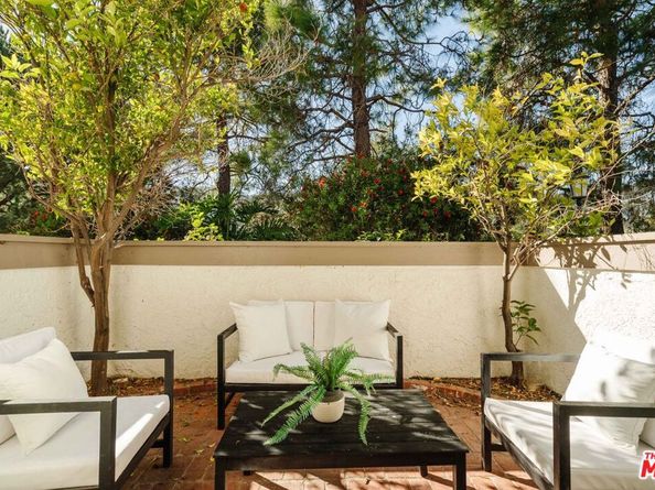 17158 Palisades Circle, Pacific Palisades CA 90272