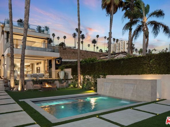 940 Palisades Beach Road, Santa Monica CA 90403