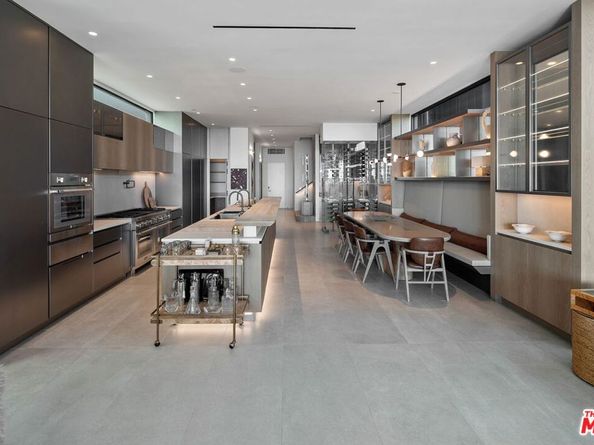 940 Palisades Beach Road, Santa Monica CA 90403