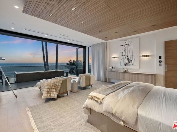 940 Palisades Beach Road, Santa Monica CA 90403