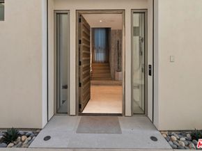 940 Palisades Beach Road, Santa Monica CA 90403