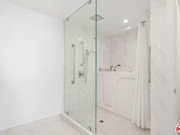 1347 Avenida De Cortez, Pacific Palisades CA 90272