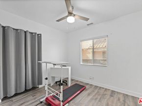 914 Alpha Street, Inglewood CA 90302