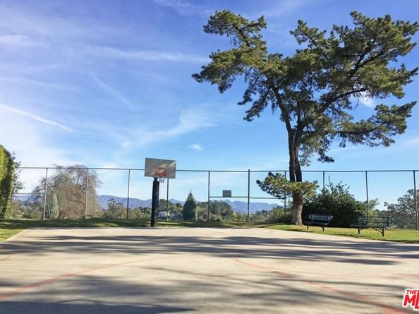 2880 Woodwardia Drive, Los Angeles CA 90077