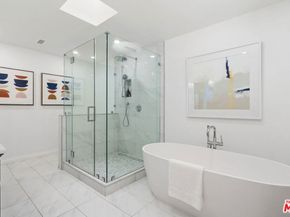 2880 Woodwardia Drive, Los Angeles CA 90077