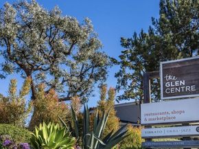 2880 Woodwardia Drive, Los Angeles CA 90077