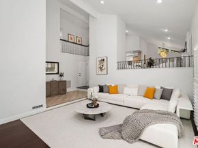 2880 Woodwardia Drive, Los Angeles CA 90077