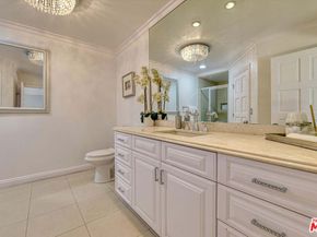 7218 Mulholland Drive, Los Angeles CA 90068