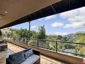 7218 Mulholland Drive, Los Angeles CA 90068