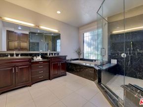 7218 Mulholland Drive, Los Angeles CA 90068
