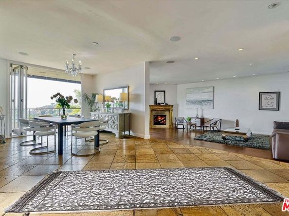 7218 Mulholland Drive, Los Angeles CA 90068