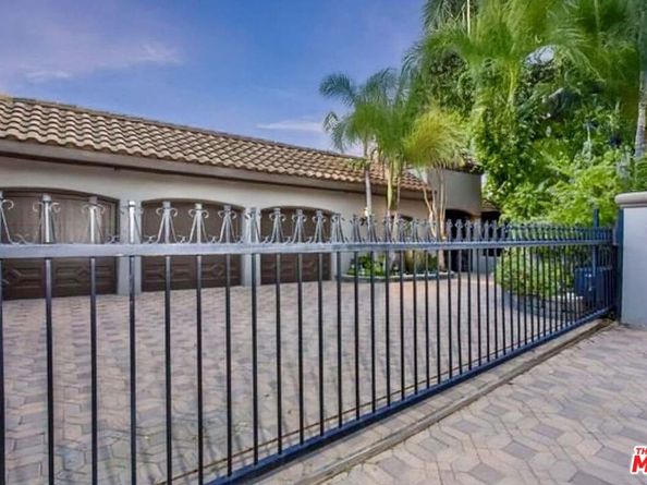 7218 Mulholland Drive, Los Angeles CA 90068