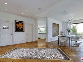 7218 Mulholland Drive, Los Angeles CA 90068