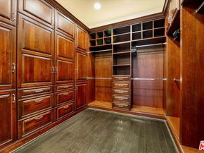 7218 Mulholland Drive, Los Angeles CA 90068