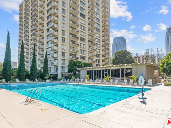 2160 Century Park East 1112, Los Angeles CA 90067