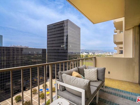 2160 Century Park East 1112, Los Angeles CA 90067