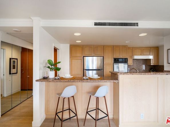 2160 Century Park East 1112, Los Angeles CA 90067