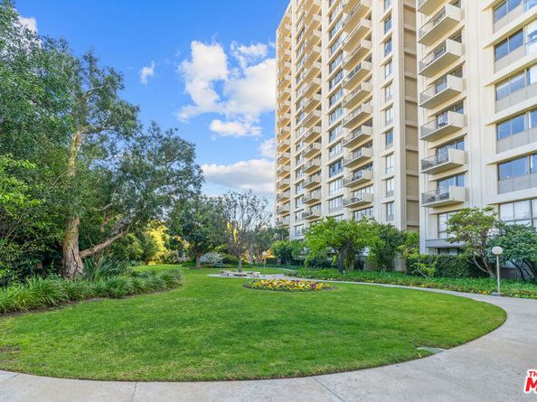 2160 Century Park East 1112, Los Angeles CA 90067