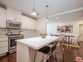 5417 Allott Avenue, Sherman Oaks CA 91401