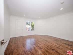 5417 Allott Avenue, Sherman Oaks CA 91401