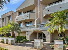 19009 Sherman Way 22, Reseda CA 91335