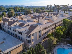 19009 Sherman Way 22, Reseda CA 91335