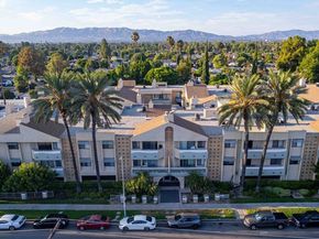 19009 Sherman Way 22, Reseda CA 91335