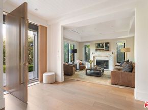 4533 Gentry Avenue, Studio City CA 91607