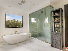 4533 Gentry Avenue, Studio City CA 91607