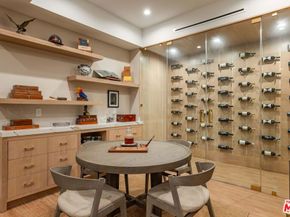 4533 Gentry Avenue, Studio City CA 91607