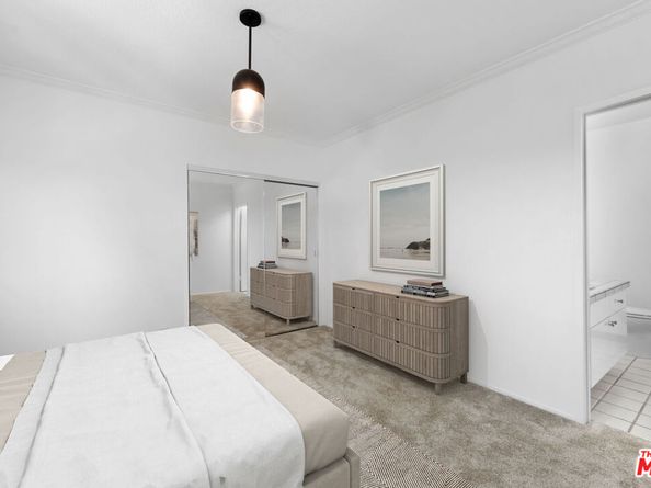 222 7th Street 301, Santa Monica CA 90402
