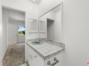 222 7th Street 301, Santa Monica CA 90402