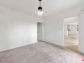 222 7th Street 301, Santa Monica CA 90402