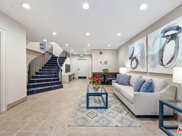 222 7th Street 301, Santa Monica CA 90402