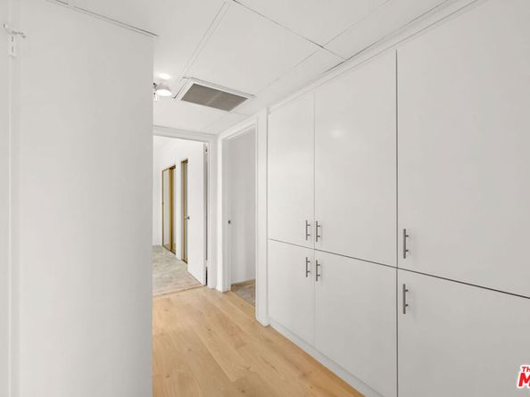 222 7th Street 301, Santa Monica CA 90402
