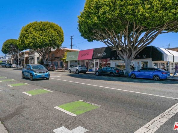 222 7th Street 301, Santa Monica CA 90402