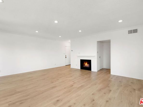 222 7th Street 301, Santa Monica CA 90402