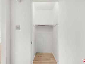 222 7th Street 301, Santa Monica CA 90402