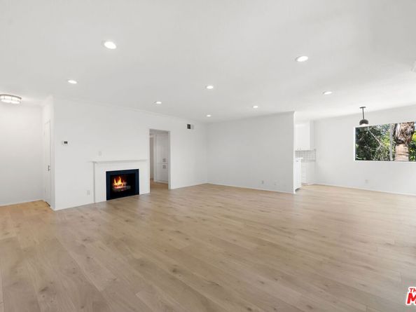 222 7th Street 301, Santa Monica CA 90402