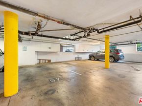 222 7th Street 301, Santa Monica CA 90402