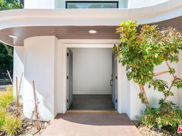 11411 Decente Court, Studio City CA 91604