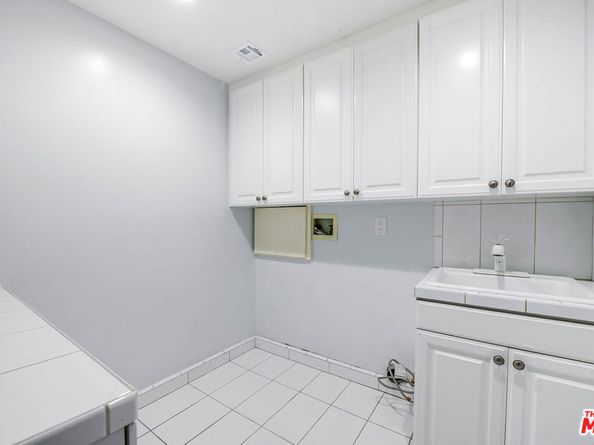 11411 Decente Court, Studio City CA 91604