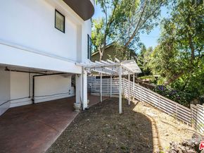 11411 Decente Court, Studio City CA 91604