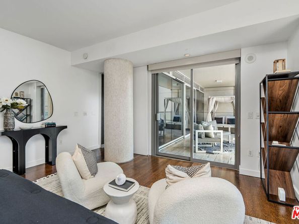 6250 Hollywood Boulevard 10L, Los Angeles CA 90028