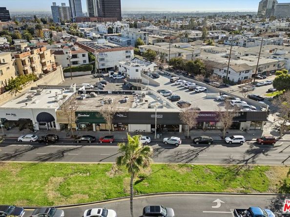 1160 Granville Avenue 105, Los Angeles CA 90049